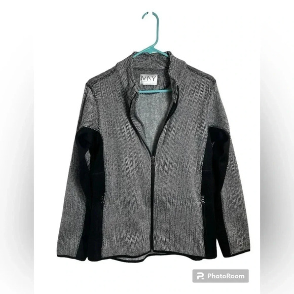 Marc New York Herringbone Black and white Sweater size Medium - Picture 1 of 4